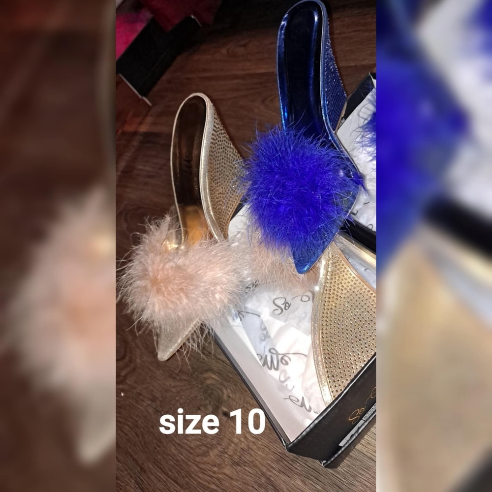 Elegant Blue and Gold Women's Heels